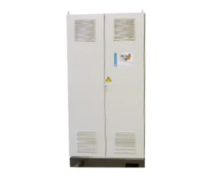 Alimentatore di tensione regolabile e stabilizzato REOLAB 125